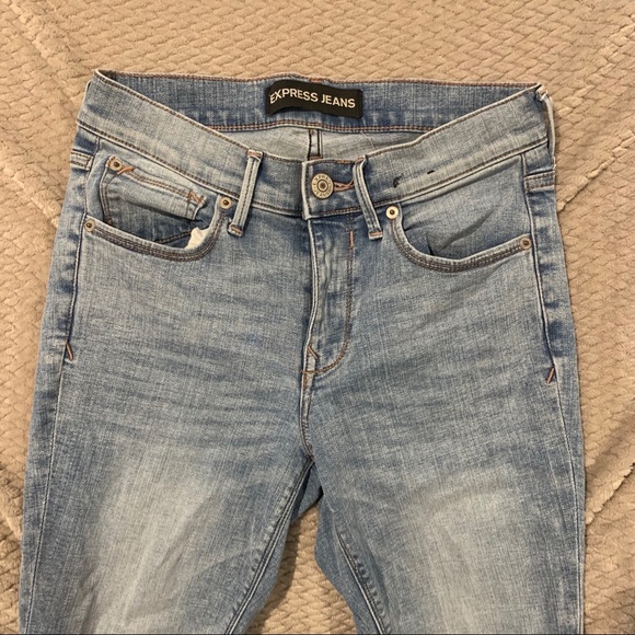 Express Jeans - Picture 2 of 7